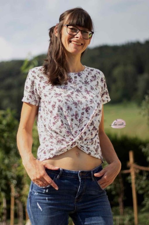 Schnittmuster Shirt Knotenshirt Aniko Jersey - damenshirt bauchfrei