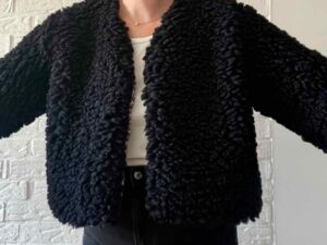 2 Meter Curly Fake Fur Schwarz inkl. Futterstoff - ohne Schnittmuster