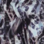 04255.004_Viskose Animal Print Grau Blau