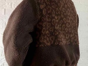 2 Meter Stoffpaket Teddy Braun - inkl. Papierschnittmuster Tosha – Bild 3