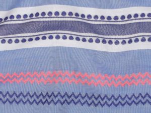 Baumwollbatist, Ethno Blau mit Streifen Neon Koralle – Bild 6