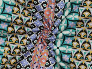 Baumwoll Satin Stoff, Retro Musterung Ornamente bunt – Bild 3