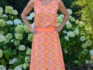 Stoffpaket Hose Sora Retro Musterung Gelb Lila mit passendem Viskosejersey Lila – Bild 6
